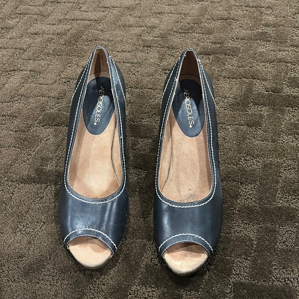 aerosoles open toed wedges